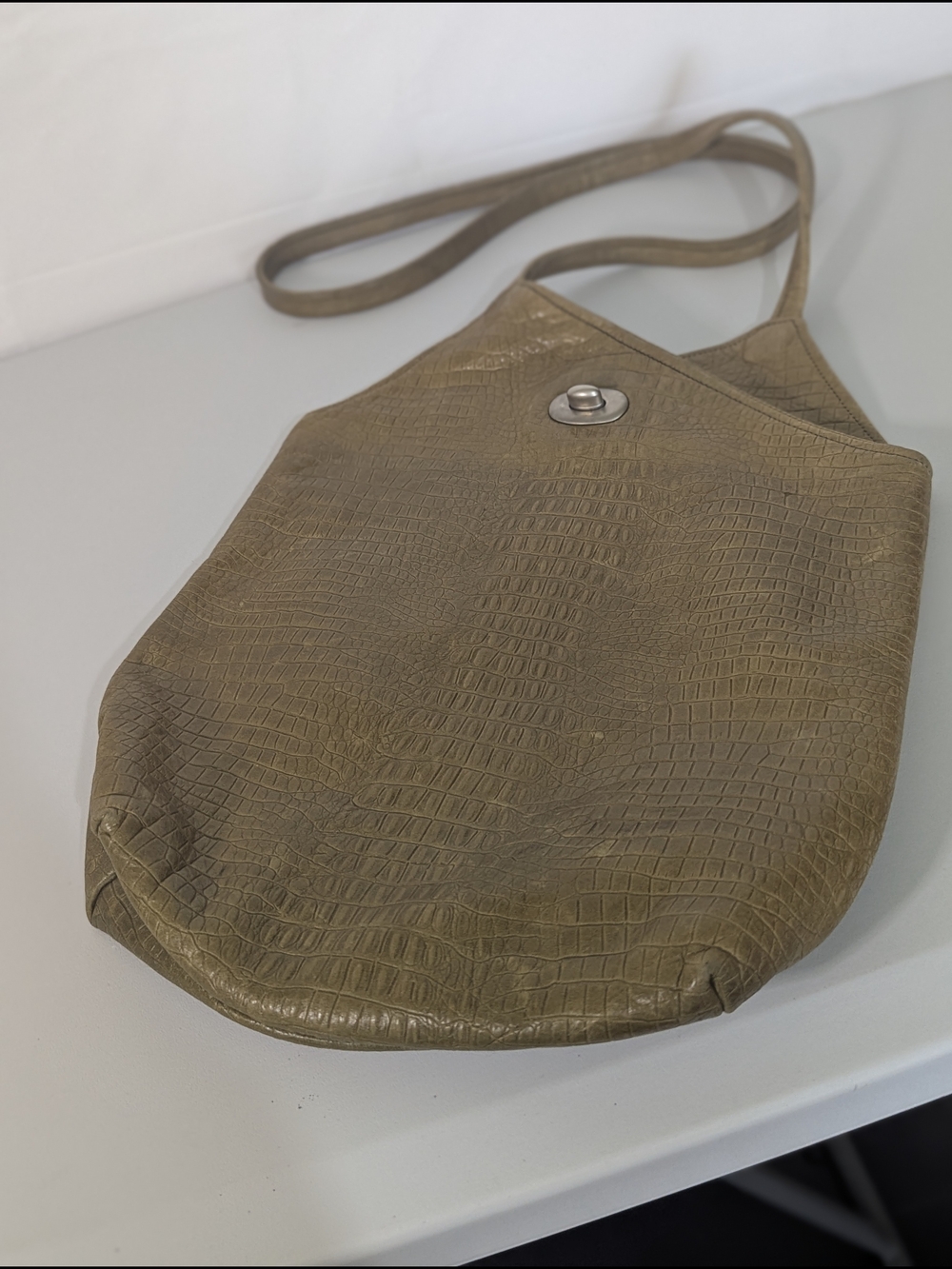 Thomas Leathers Genuine Leather Croc Embossed Crossbody Bag Taupe Olive Artisan